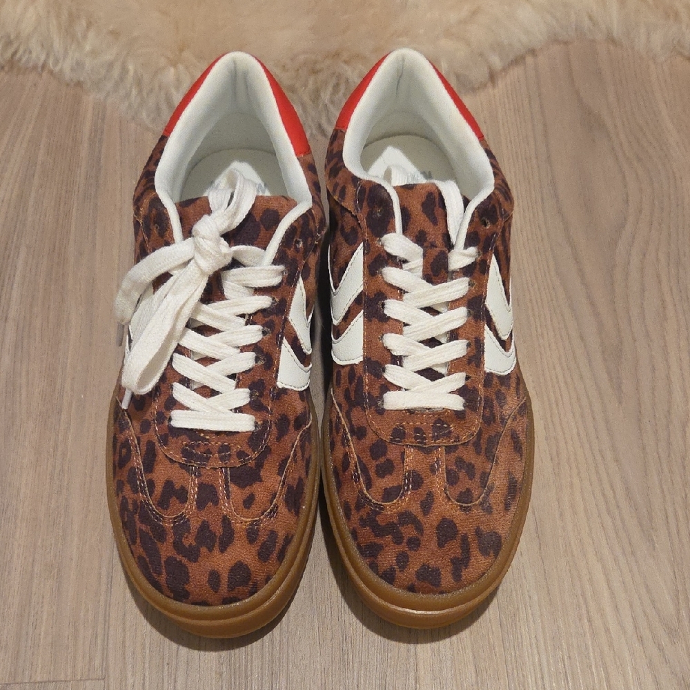 Stylish Leopard Print Sneakers with White and Brown Accents